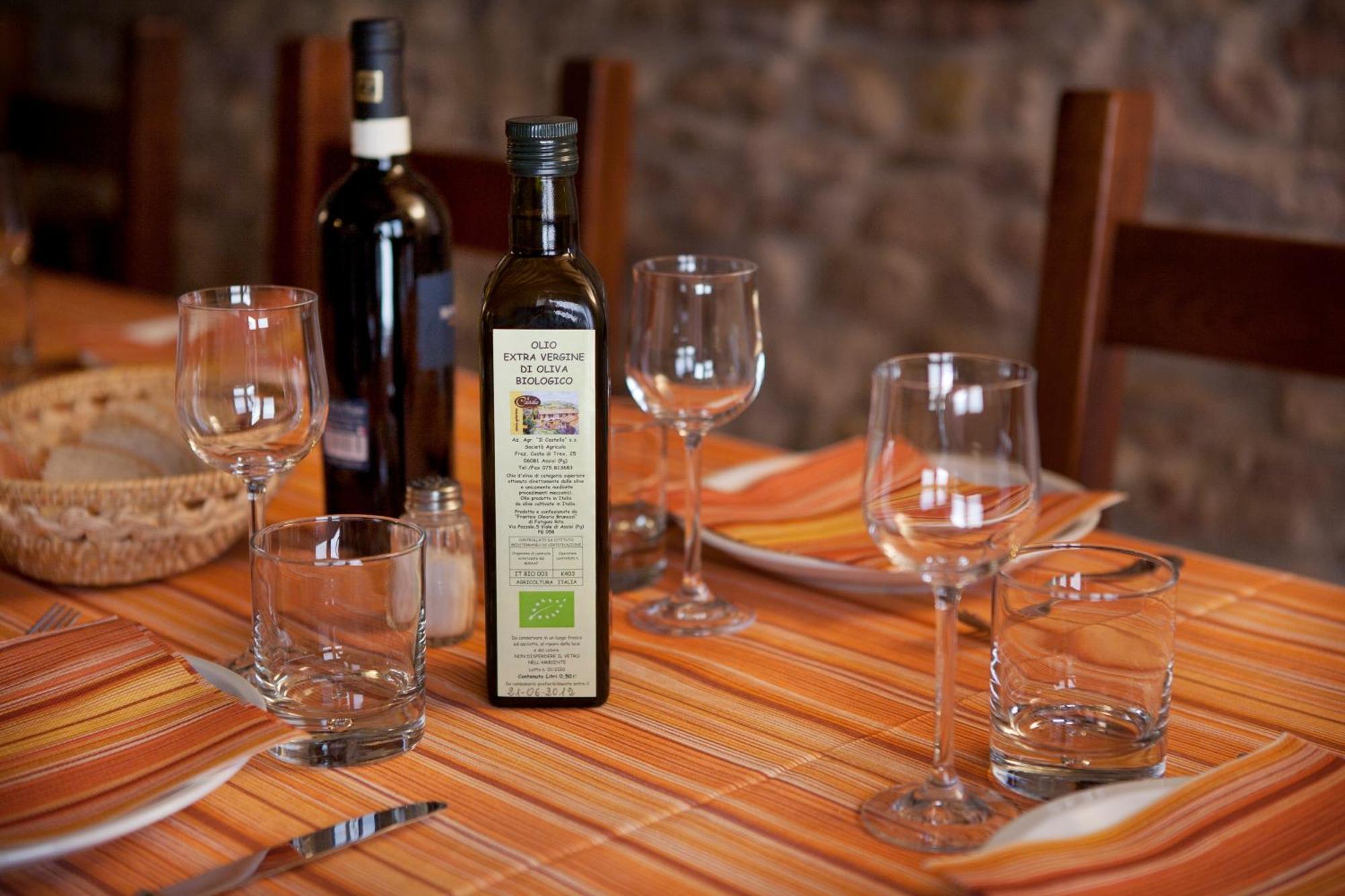 Agriturismo Il Castello Assisi Bagian luar foto